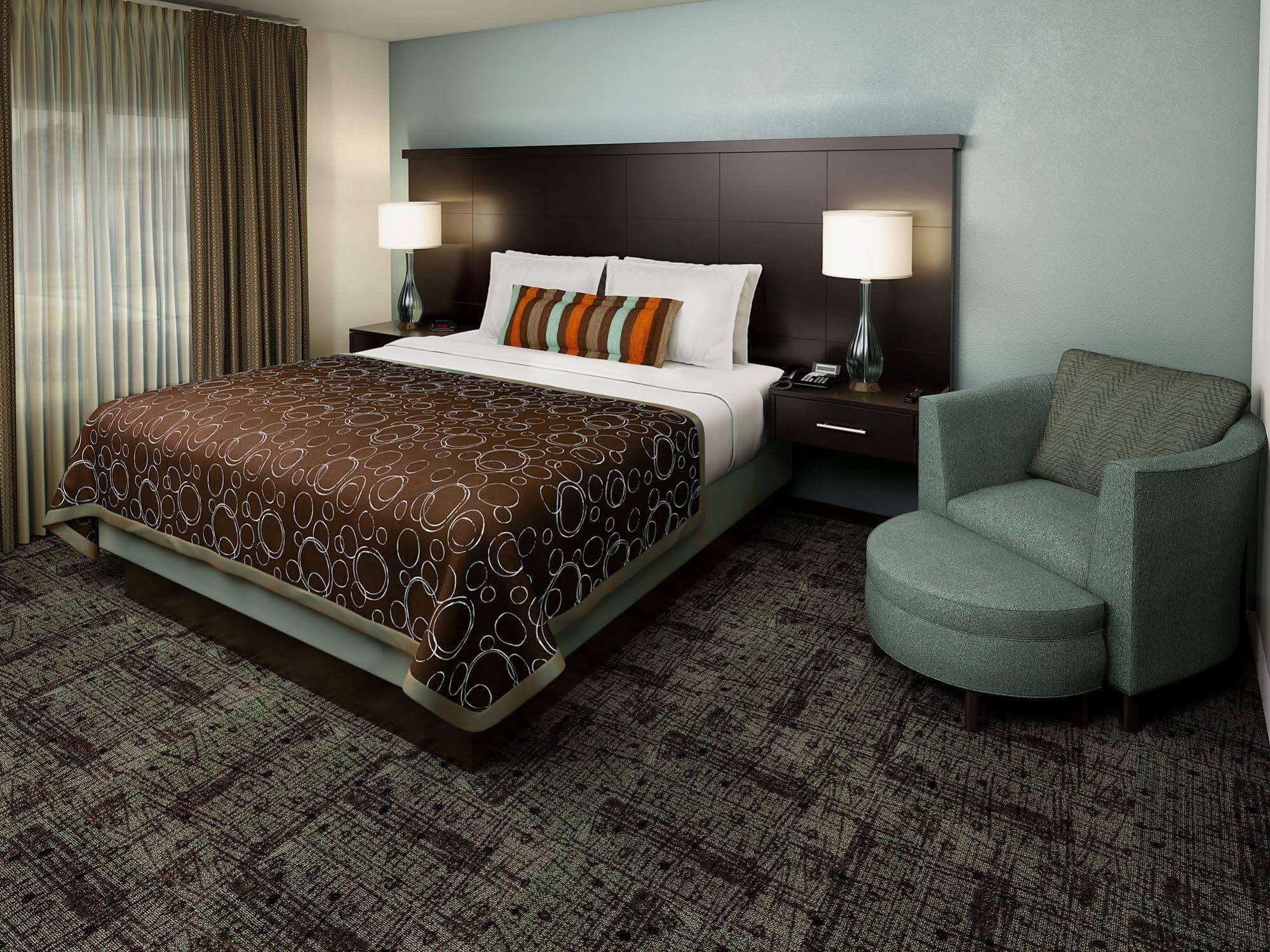 Staybridge Suites Lincolnshire By Ihg Eksteriør bilde