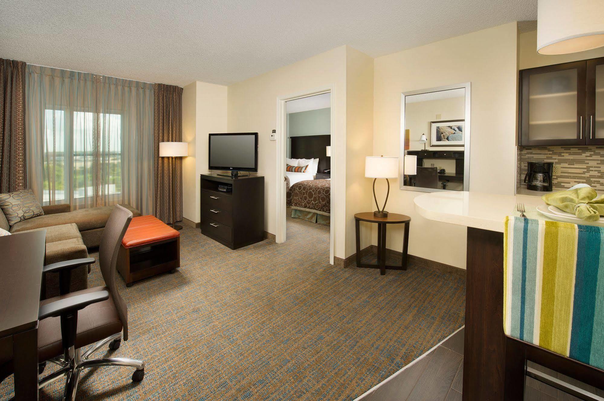 Staybridge Suites Lincolnshire By Ihg Eksteriør bilde